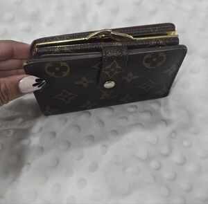 LV Brown Monogram Wallet With Kisslock